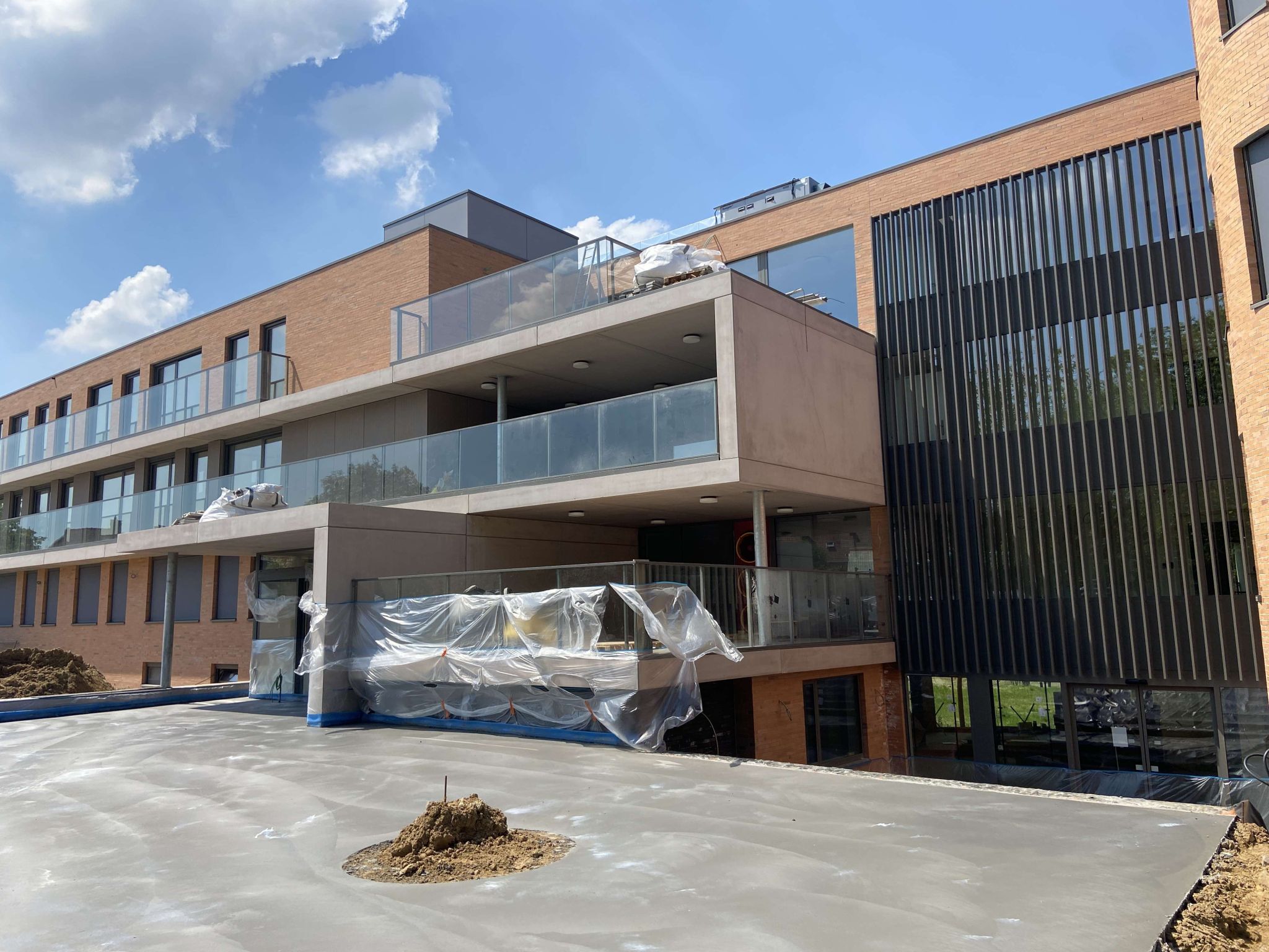 Blowerdoor meting woonzorgcentrum WAAK te Kortrijk iov Himpe NV