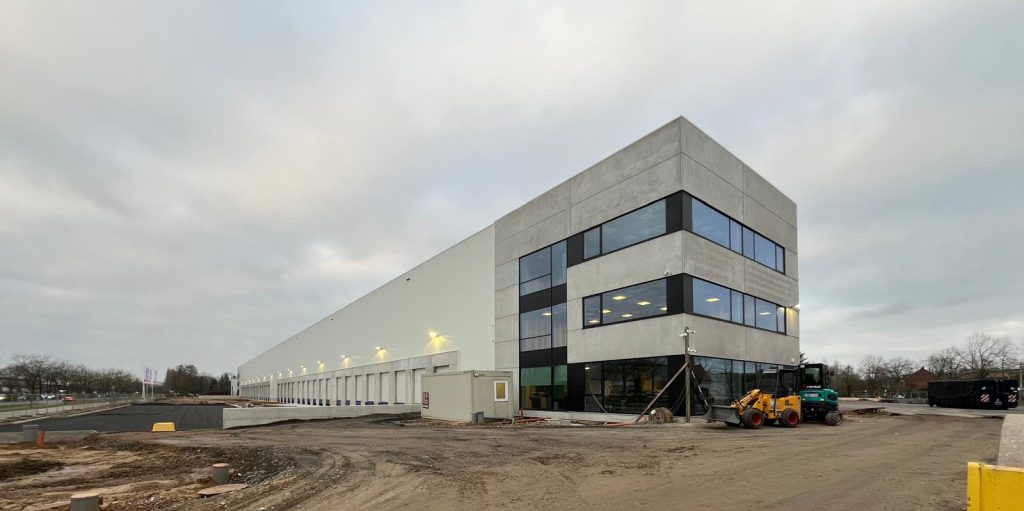 blowerdoortesten magazijnen met kantoren Pelsys